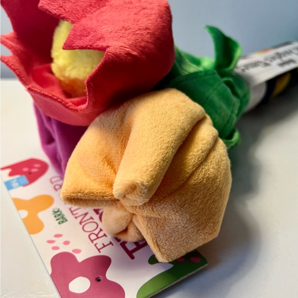 🌷HP🌷NWT, Bark Bix Exclusive “Back Yard Flowers” Dog Toy - Picture 2 of 4